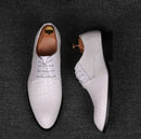 Men Business Dress Shoes Crocodile Leather Shoes Pointed Strips Brock Casual Shoes, Size:39(Red)