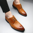 Men Business Dress Shoes Crocodile Leather Shoes Pointed Strips Brock Casual Shoes, Size:47(Yellow)