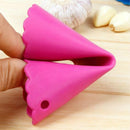 2 PCS Kitchen Peeling Garlic Press Garlic Peeler Does Not Hurt the Hand Silicone Garlic Peeler(Green)
