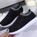Large Size The Trend Of Women Shoes Wild Sports Leisure Flying Running Shoes, Shoe Size:40(Black)