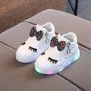 Kids Shoes Baby Infant Girls Eyelash Crystal Bowknot LED Luminous Boots Shoes Sneakers, Size:21(White)