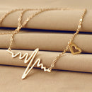 Necklace Love Shaped Titanium Steel Heartbeat Lockbone Chain Heart Pendant Necklace Female Retro Necklace Jewelry Accessorie(Gold)