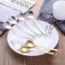 2 PCS Stainless Steel Spoon Portable Metal Coffee Teaspoon Creative Love Heart Shaped Wedding Party Gift Dinnerware, Color:Gold Single Hole Love