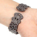 Retro Embossed Flower Bracelet Quartz Watch for Women(Black)