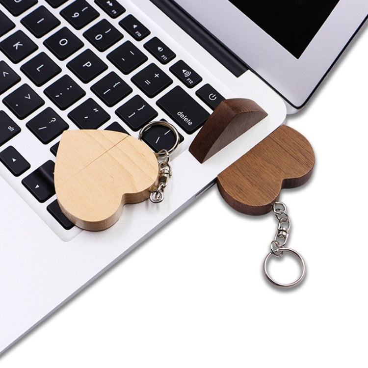 MicroDrive 32GB USB 2.0 Wood Couple Heart Shape U Disk(Walnut Wood)