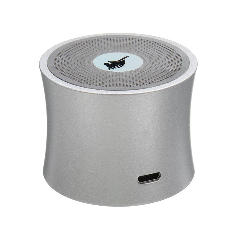 Outdoor Mini Portable Wireless Stereo TF Card bluetooth Speaker for Smart Phone Samsung S8 Xiaomi