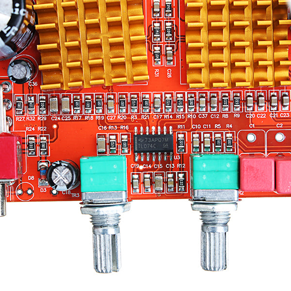 DC 12-24V 200W 3 Channel D Class 2.1 Digital Power Amplifier Board High Power Bass Speaker
