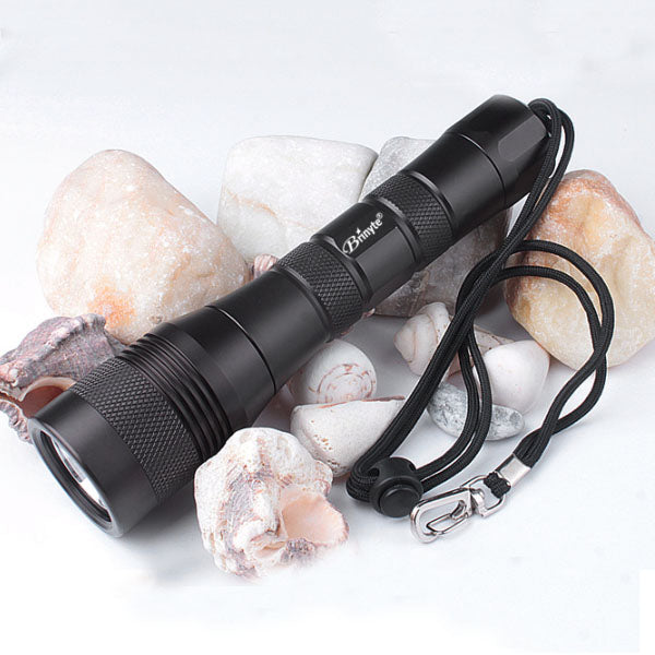 NITESUN DIV01 Diving Flashlight 1050 Lumens 18650/26650 Rechargeable Battery LED Lamp Camping Hunting Swimming 150m Waterproof Torch Light