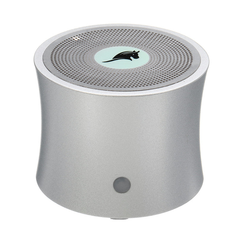 Outdoor Mini Portable Wireless Stereo TF Card bluetooth Speaker for Smart Phone Samsung S8 Xiaomi