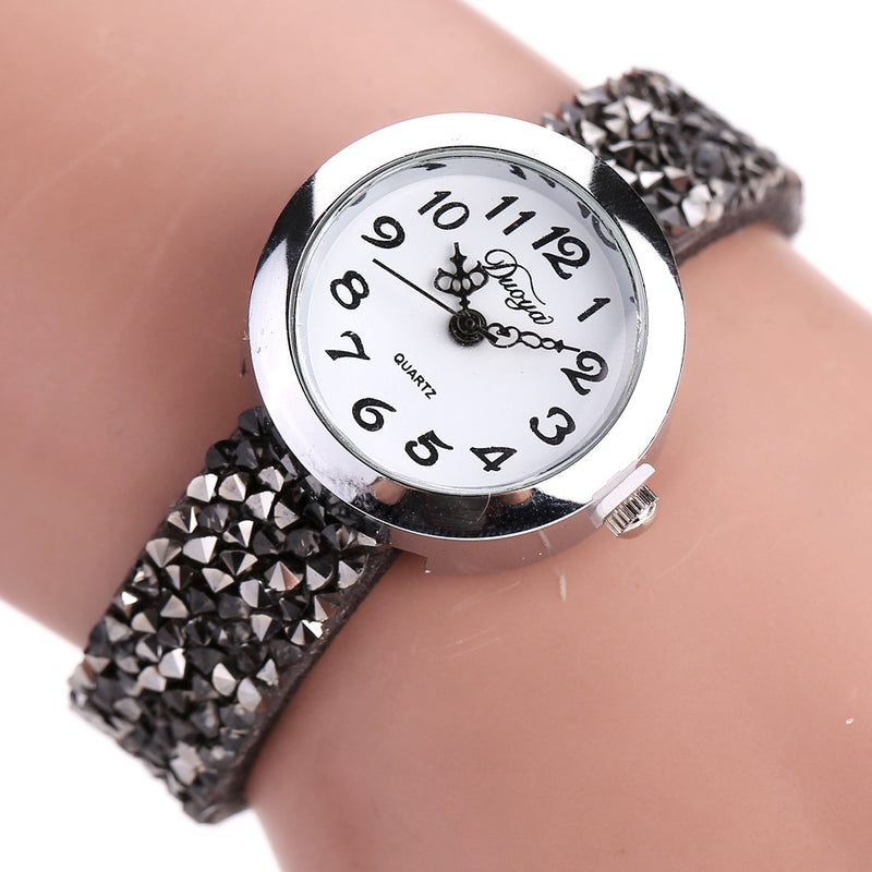 DUOYA DY005 Retro Style Ladies Bracelet Watch Gift Leather Strap Quartz Watches