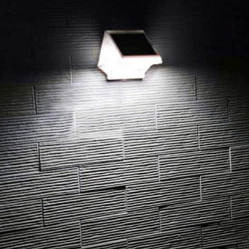 Solar Powered 4 LED Wall Light Outdoor Garden Fence Patio Door Lantern Lamp