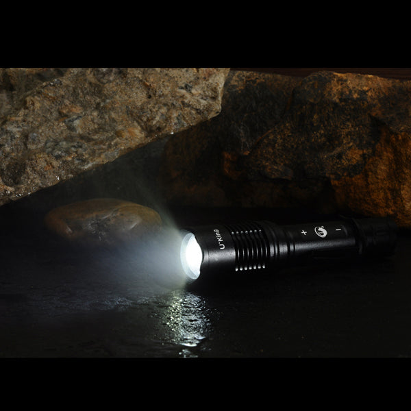U King ZQ-966 T6 1000LM 18650 Zoomable LED Flashlight