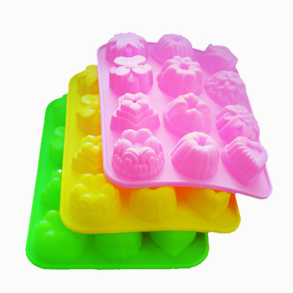 Multipurpose 12 Holes Flowers Silicone Cake Mold Ice Cream Mold Jelly Pudding Mold Chocolate Mold