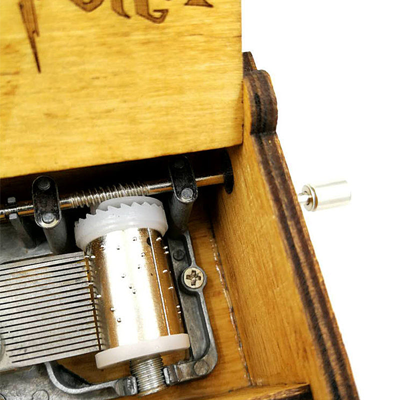 Creative Antique Carved Wooden Personalizable Music Box Beauty And The Beast Handmade Engraved Christmas New Year Birthday Gift