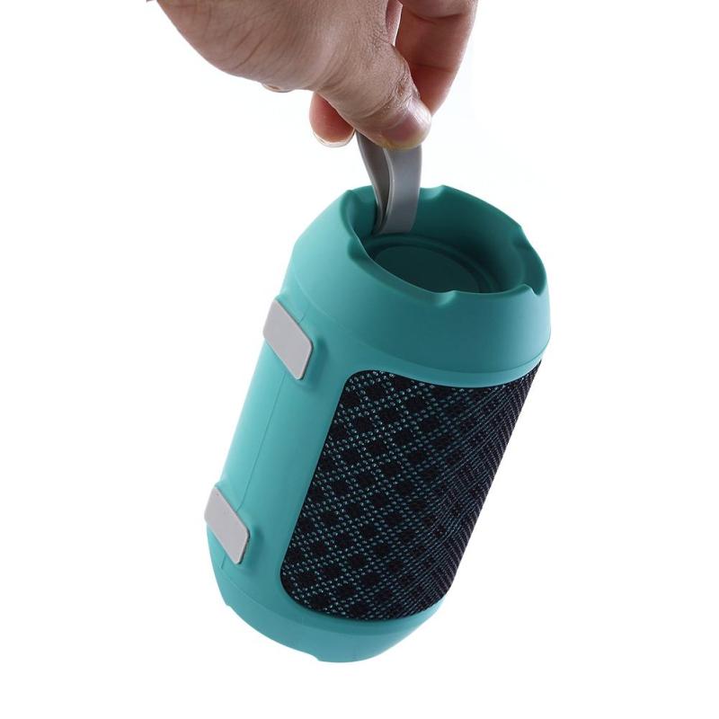 Portable Wireless bluetooth Speaker TF Card Hands free  Waterproof Outdoors Speaker