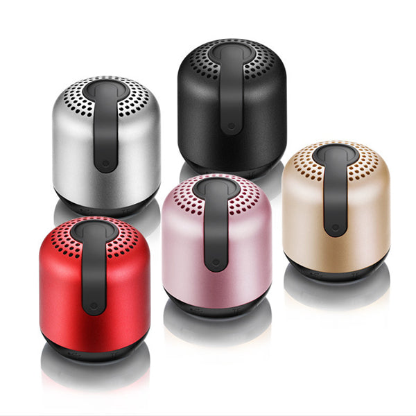 Q11 Mini Portable Hanging Strap TF Card Stereo Noise Cancelling bluetooth Speaker With Microphone