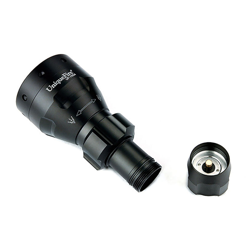 UniqueFire UF-1504 /L2 1200LM Brightness Zoomable LED Flashlight