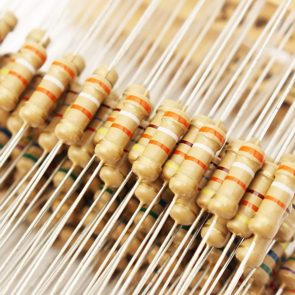 500pcs 1/2W 0.5W 5% Carbon Film Resistor 50 Values 1.2~1M Assorted Kit