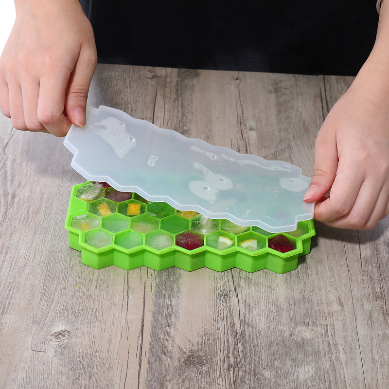 Godmorn 2 Packs of 74 Cubes Hexagon Silicone Ice Cube Mould Ice Mold with Lid for Baby Food And Bar