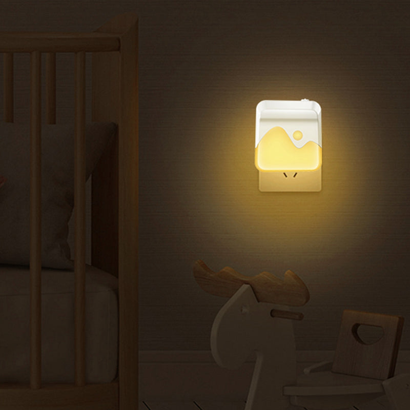 Plug-in Light Sensor Dimmable LED Night Light Bedside Wall Lamp Home Indoor Decor AC100-240V
