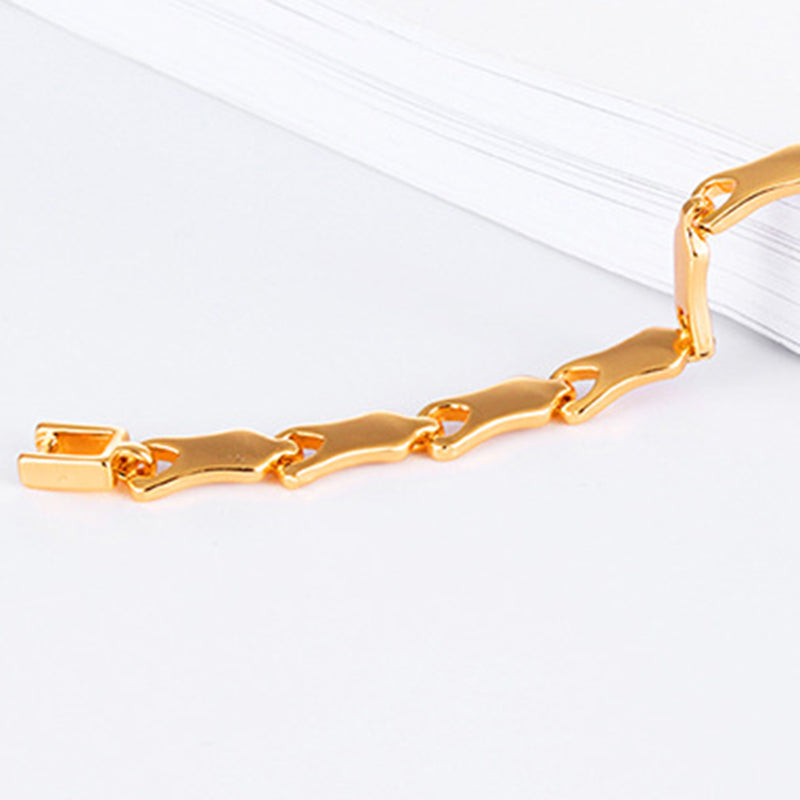 Beautiful Diamond-Studded Zircon Plated  Female Bracelet-18K gold