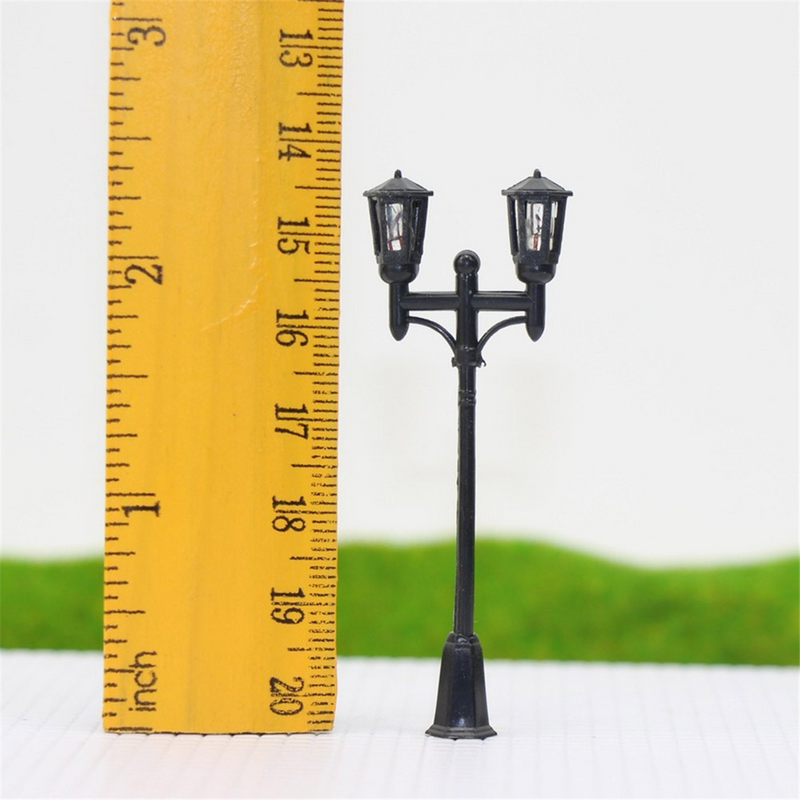 5Pcs Model Railway Train Lamp Post Street Light 1:100 HO Scale LED Scenery
