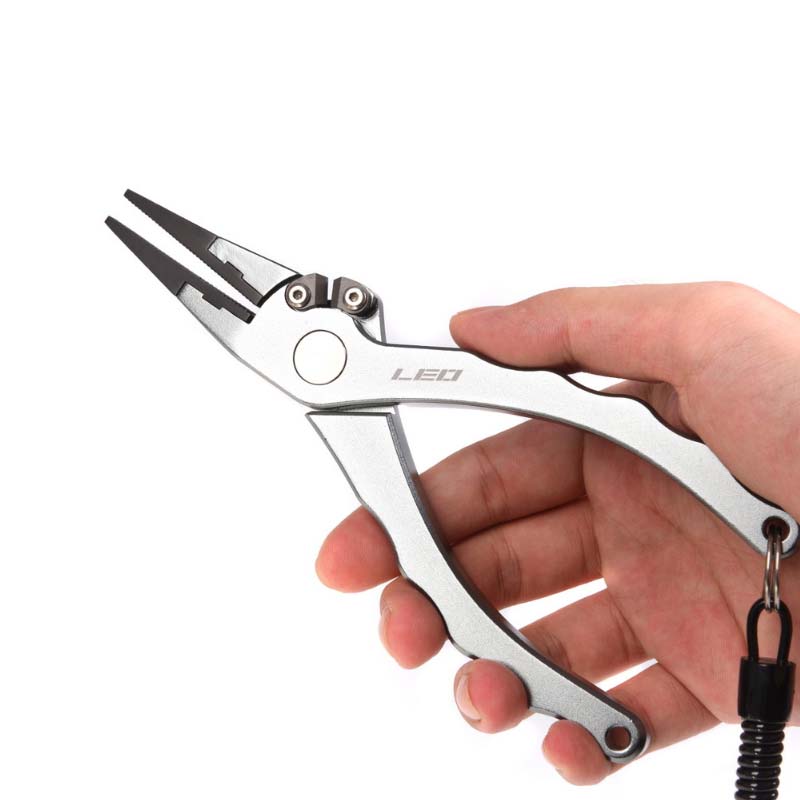 LEO 17/20cm Multifunction Fishing Pliers Hardware Fish Grip Clamp Fishing Tool With Storage Bag