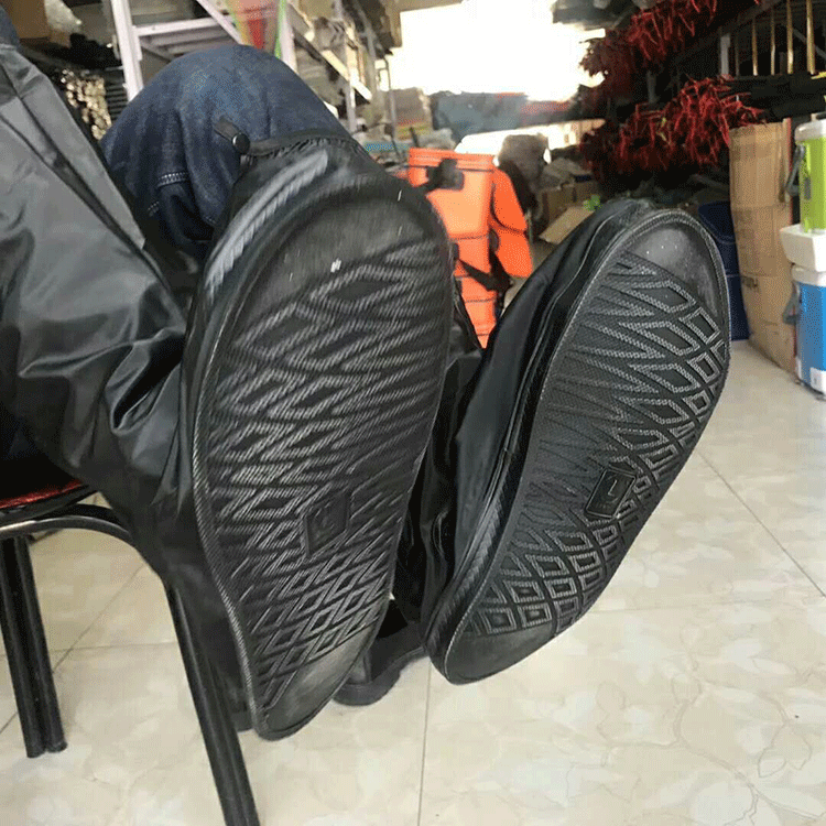 L Size Black White Waterproof Non-slip Flat Rain Boots Outdoor Biking Fishing Rain Overshoes