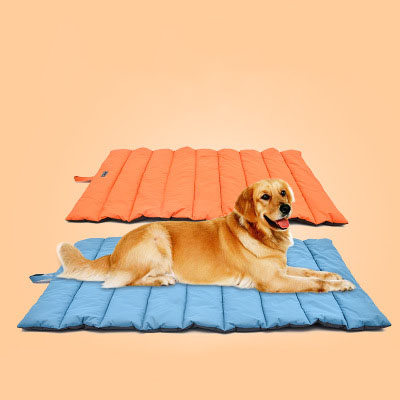 Outdoor Dog Mat Waterproof Pet Bed Portable Pet House Soft Comfortable Dog Beds For Large Dogs