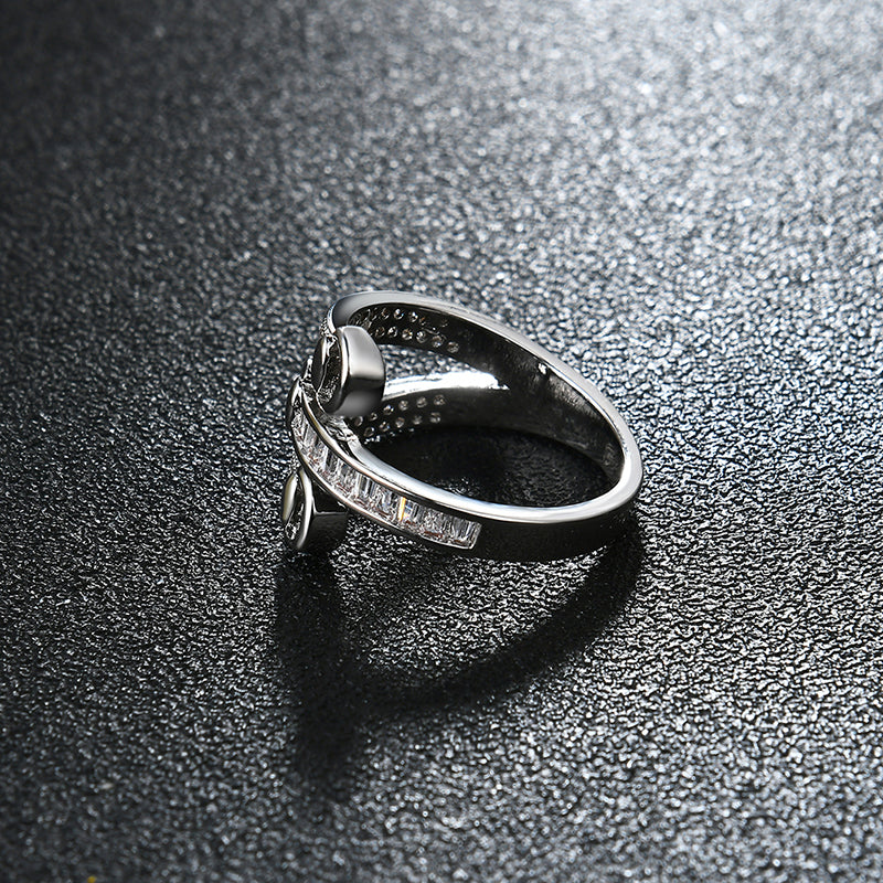 Women's Luxury Ring Special Full Zircon Fine Copper Simple Style Ring