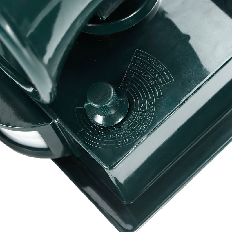 Solar Ultrasonic PIR Sensor Pest Animal Repeller Scarer Deterrent Bird Cat Dog