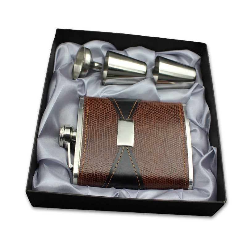 7oz Stainless Steel Portable Whiskey Hip Flask Foreskin Embossed Pot PU Leather Mini Jug Bottles