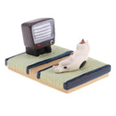 1/12 Dollhouse Miniature Resin Creative Ornaments Cat Watching TV Model Fairy Garden Decor Mobile Phone Stents