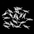 20 Pieces Stylish Zombie Charm Halloween Pendants Jewelry Making 2.6X1cm Beads Craft Bag Keyring DIY