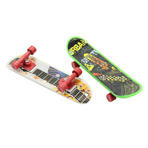 New Finger Skate Boarding Playing Fingerboard For Boys Girls Children 4 Pcs JQT