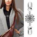 Fashion Hollow Flowers Brooch Rhinestone Necklace Clips Women Alloy Cardigan Pin