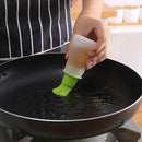 Silicone Oil Bottle with BBQ Grill Oil Brush Baking Kitchen Tools (Green)