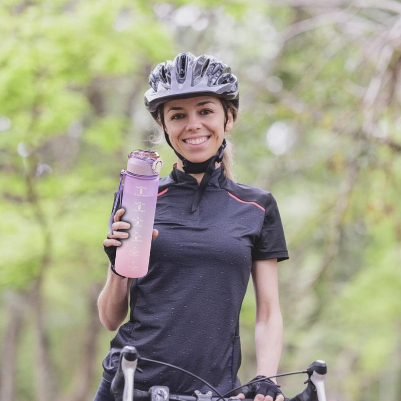 Plastic Water Bottle with Time Marker Sports Leakproof Drink Cup (Purple)