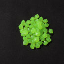 100pcs Luminous Glowing Stones Glow in the Dark Garden Decor Pebble (F)