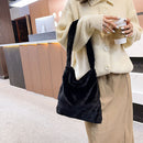 Women Faux Fur Solid Color Handbags Large Capacity Shoulder Bags (Black)