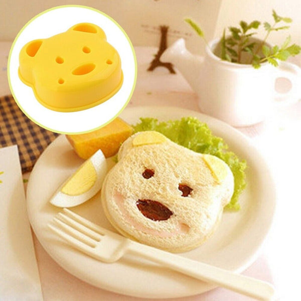 DIY Little Sandwich Maker Bear Shape Bread Plastic Mould Cake Cutter Mold