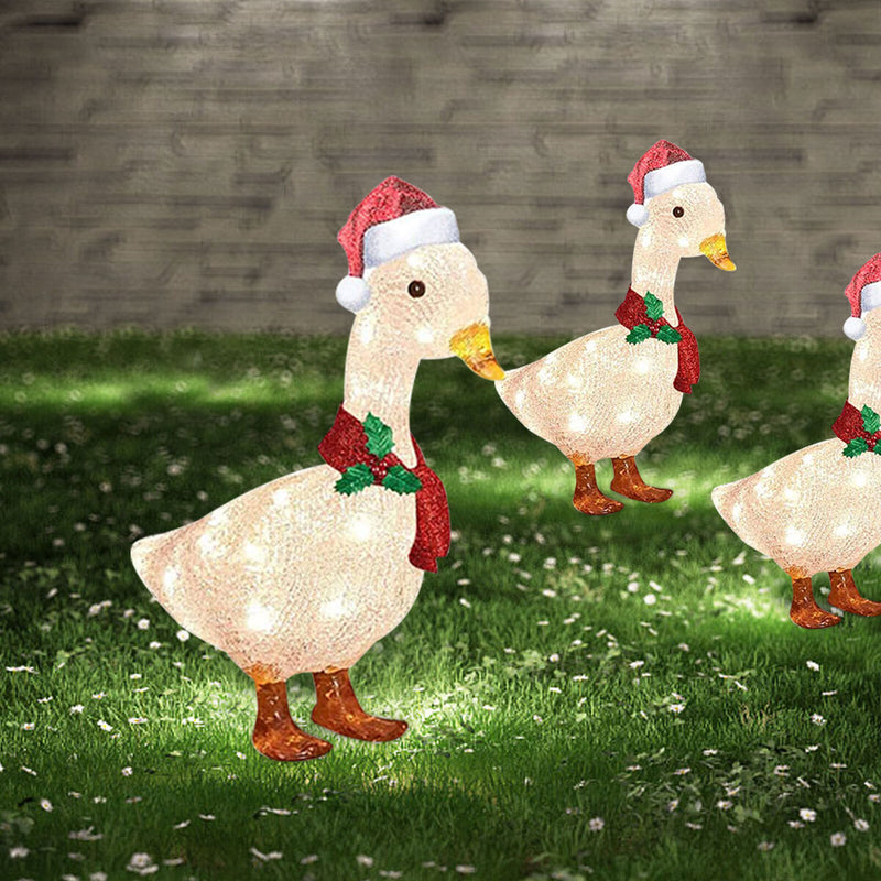Light-Up Duck with Scarf Christmas Garden Stakes Light for Party Favor (M) Newly