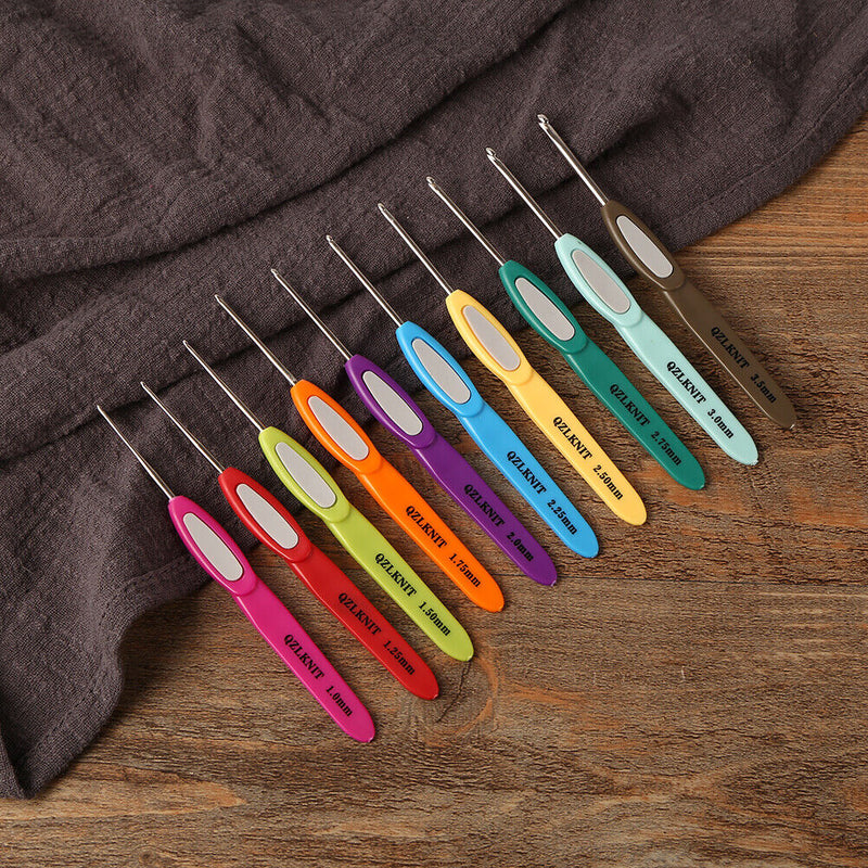 10pcs Plastic Handle Aluminum Crochet Hooks Yarn Knitting Needle Set for Sweater