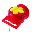 Handheld Hummingbird Feeder Mini Garden Bird Seed Food Container (Red)