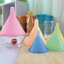 5Pcs/Set Plastic Liquid Oil Funnel Colorful Kitchen Sizes Tools 5 Hot CL W6G7