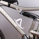 Mountain Bicycle Water Bottle Cage MTB Kettle Stand Rack with Screw (White)