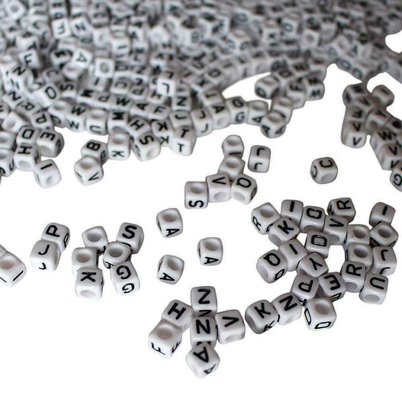100X White Letter Alphabet Acrylic Beads For Bracelet Handmade DIY I2E4 Y0I6