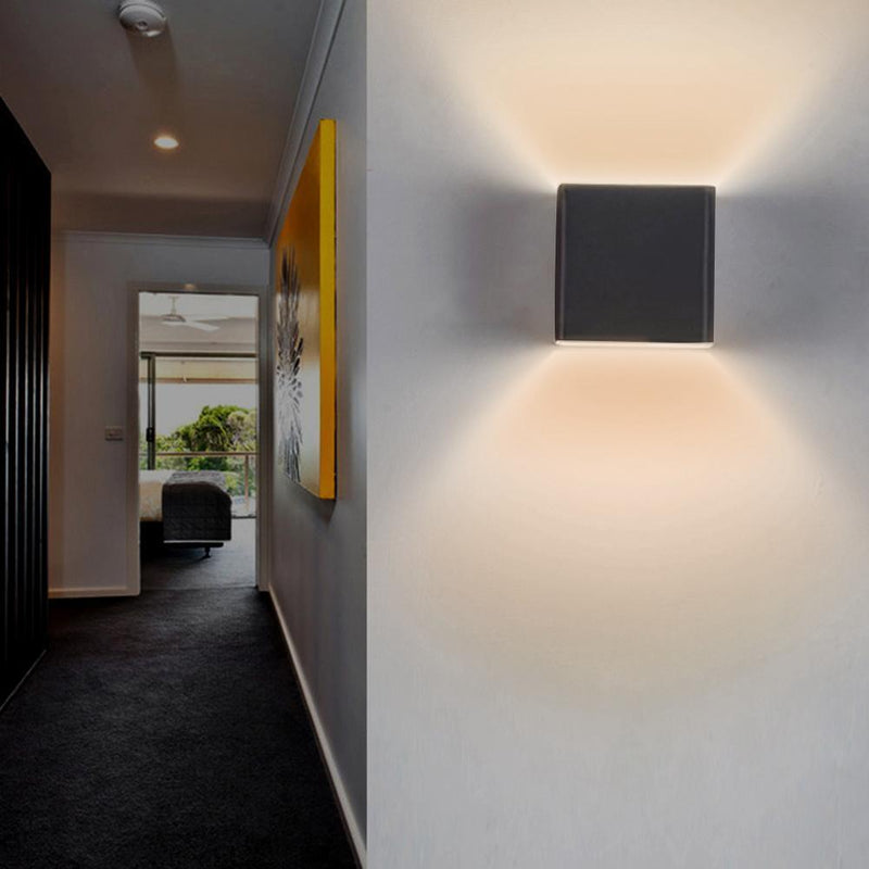 LED Wall Lamp 5W 85-265V 3000K Adjustable Bedside Lamp(Black)(Warm Light)