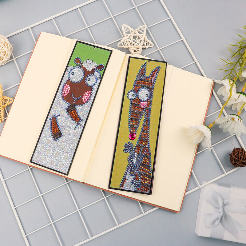 2pcs Special Shaped Drill Diamond Leather Tassel Bookmark DIY Art (SQ13) Newly