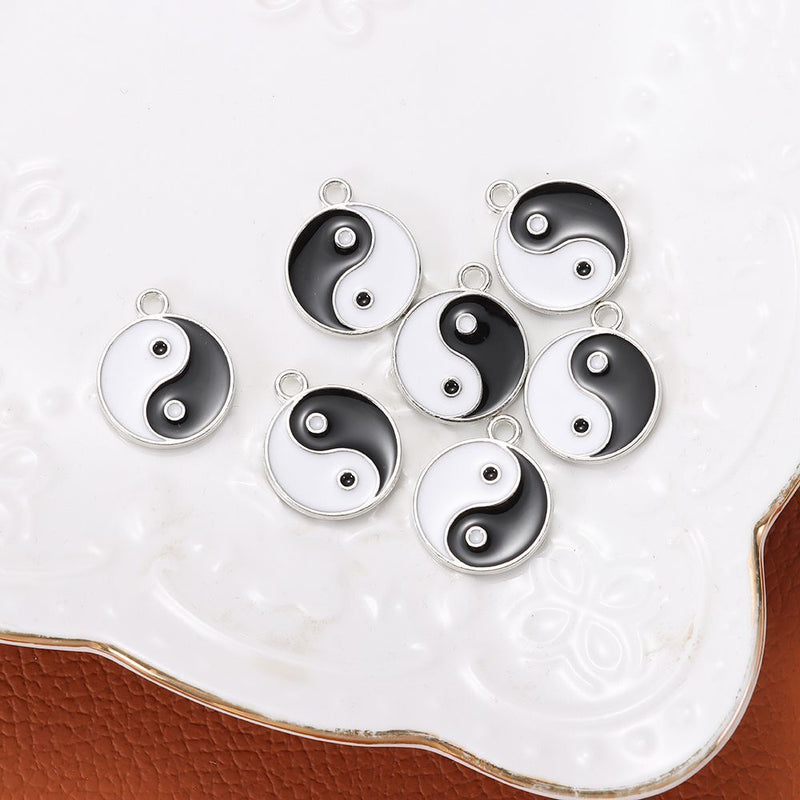 Making Gift Yin Yang Pendant Tai Chi Charms Jewelry Accessories White Black